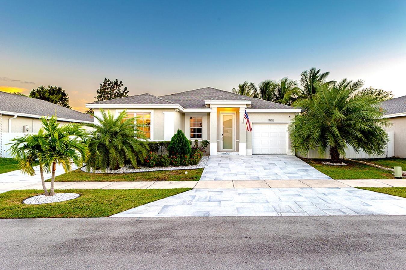 Lux Backyard/Heated Pool/Everglades/Speedway/Keys! Miami Ngoại thất bức ảnh